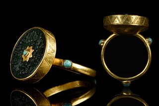 MUGHAL GOLD RING WITH JADE AND TURQUOISE