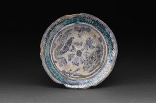 BLUE AND WHITE GLAZED FOOTED DISH