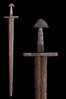 LATE VIKING / NORMAN SWORD WITH ANGULAR TEA COSY POMMEL