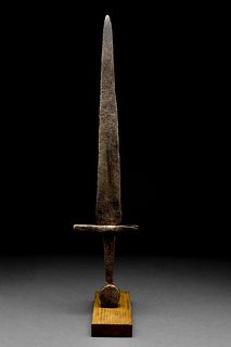 MEDIEVAL BROAD BLADED DAGGER WITH ROUND POMMEL