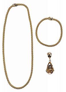 18 Karat Yellow Gold Necklace and