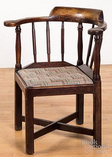 George II yewwood corner chair, mid 18th c.