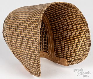 Shaker woven straw bonnet