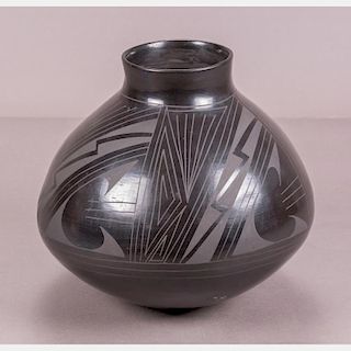 A Santa Clara Pottery Vase by Julio Silveira, 20th Century.