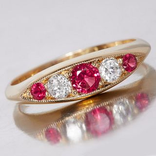 NO RESERVE, RUBY AND DIAMOND 5-STONE RING