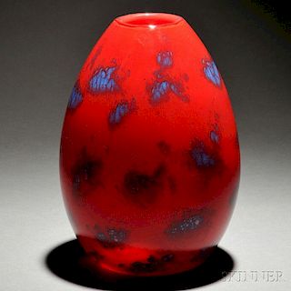 Schneider Vase