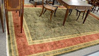 Contemporary Oriental carpet, 9'8" x 14'.