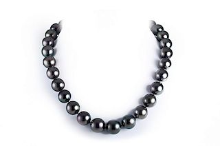Single Strand of Black Pearl Necklace