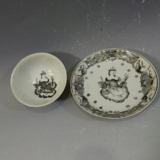 ANTIQUE CHINESE GRISAILLE PORCELAIN CUP AND SAUCER - QIANLONG PERIOD
