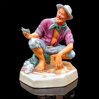 Beachcomber HN2487 - Royal Doulton Figurine