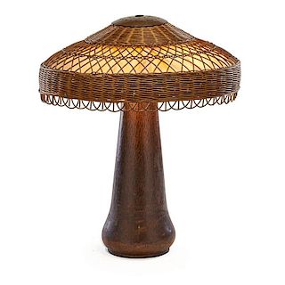 GUSTAV STICKLEY Table lamp