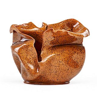 GEORGE OHR Crumpled vessel, speckled glaze