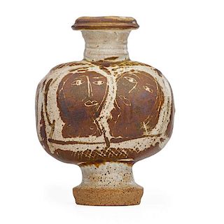 PETER VOULKOS Early vase
