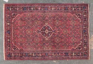 Persian Hamadan rug, approx. 3.5 x 5