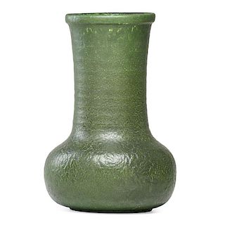 GRUEBY Tall vase