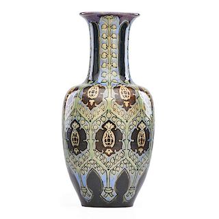 ROYAL DOULTON Large vase