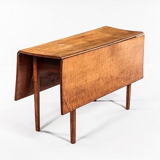 Federal Maple and Tiger Maple Drop-leaf Table