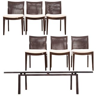 COMEDOR. FRANCIA, SXXI. De la firma ROCHE BOBOIS. Elaborado en madera laqueada. Consta de: Mesa y 6 sillas.