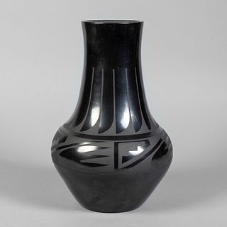 Marie + Julian Martinez, Blackware Vase, ca. 1940