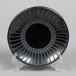 Maria Popovi Martinez, Blackware Feather Plate, 1968