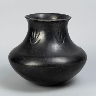 Santa Clara, Pot with Bear Paw Design, ca. 1890 - 1910