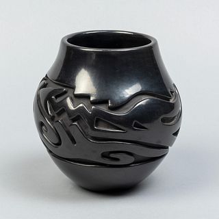 Teresita Naranjo, (Santa Clara, 1919 - 1999), Pot with Carved Avanyu Design