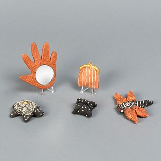 Anita Fields, Group of Five Small Pottery Items