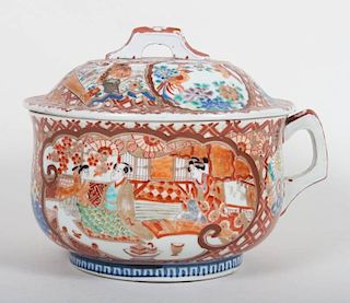 Japanese Kutani porcelain chamber pot