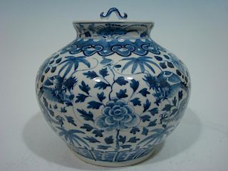 ANTIQUE Chinese Blue and White Covered Vase with Dragon, 18th/19th C, Kangxi mark. 10 1/2" H x 10 1/2" W