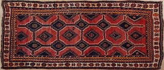 Shiraz Carpet, 9' x 4' 10.