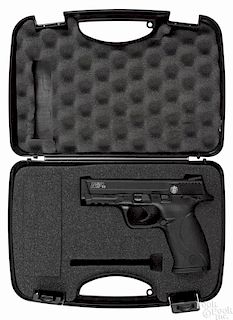 Smith & Wesson M & P22 semi-automatic pistol, .22 LR caliber
