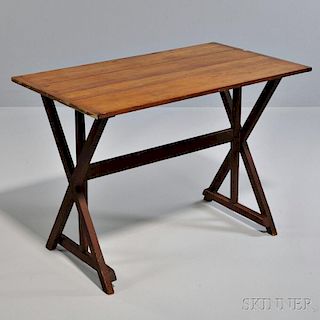 Red-painted Folding Table