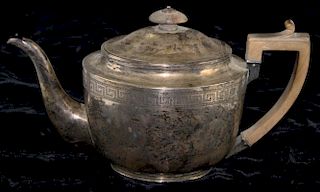 19th c English sterling silver tea pot. Hallmarked London, sterling, 1786-1821 (King George III), Jo