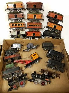 TRAY OF 22 IVES & MARX TRAIN CARS & 2 IVES #4 ENGINES