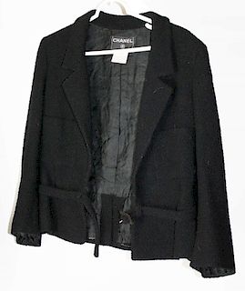 Chanel Boutique lady's jacket, wool w/ silk blend lining, size 44, with belt