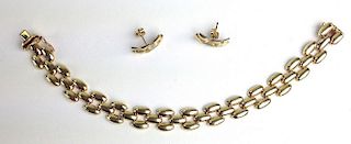14k y.g. chain bracelet 7"l with similar pair link form post earrings having small round diamond set