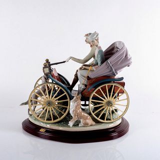 A Sunday Drive 1001510 Ltd - Lladro Porcelain Figurine