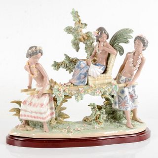 Hawaiian Festival 1001496 - Lladro Porcelain Figurine
