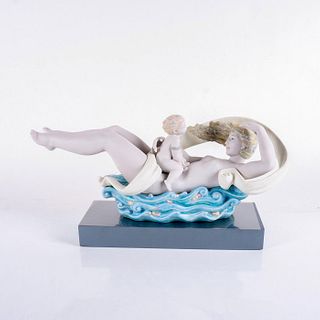 The Flow Of Life 1011913 Ltd - Lladro Porcelain Figurine