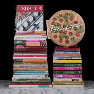 Libros sobre Gastronomía del Mundo. Cocina para el Amor / Cocina India /  Nutrición a la carta / Cocina Alemana.Pzs: 53.