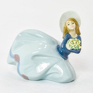 Garden Treasures 1005591 - Lladro Porcelain Figurine