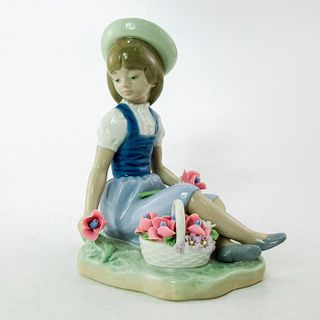 Picking Flowers 1001287 - Lladro Porcelain Figurine
