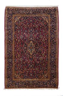 Vintage Kashan Rug, 4'4" x 6'7" ( 1.32 x 2.01 M)