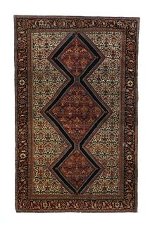 Antique Farahan Sarouk Rug, 4'2" x 6'9" ( 1.27 x 2.06 M)
