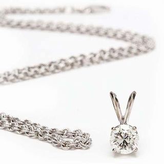 14KT White Gold Diamond Pendant Necklace 