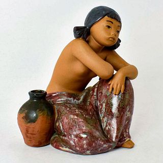 Desiree 1012146 - Lladro Porcelain Figurine