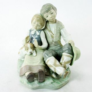 Friendship 1001230 - Lladro Porcelain Figurine