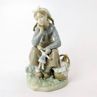 Girl with Doll 1001211 - Lladro Porcelain Figurine