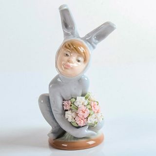 In the Meadow 1001508 - Lladro Porcelain Figurine