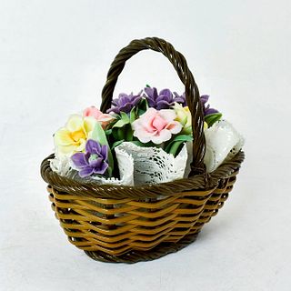 Small Brown Basket 1001553.1 - Lladro Porcelain Figurine